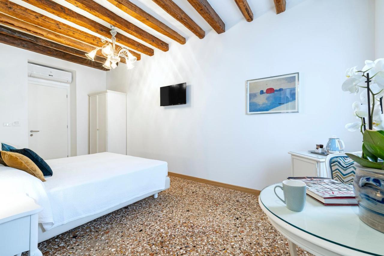 Residenza San Silvestro Hotel Venice Exterior photo