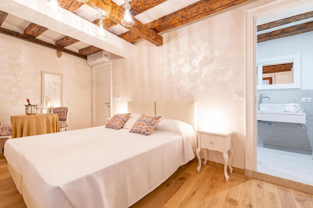 Residenza San Silvestro Hotel Venice Exterior photo